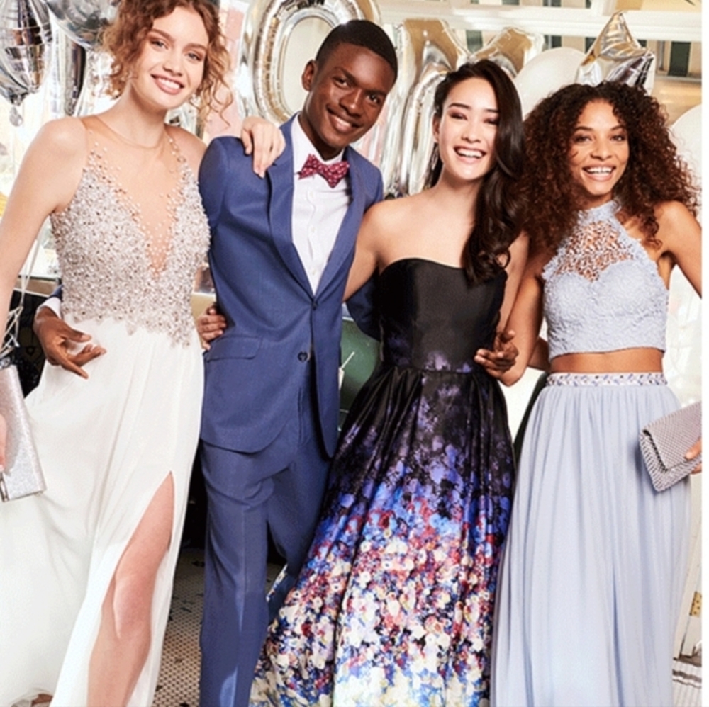 ✨️👗FORMAL DRESSES & PROM DRESSES FOR SALE👗✨️